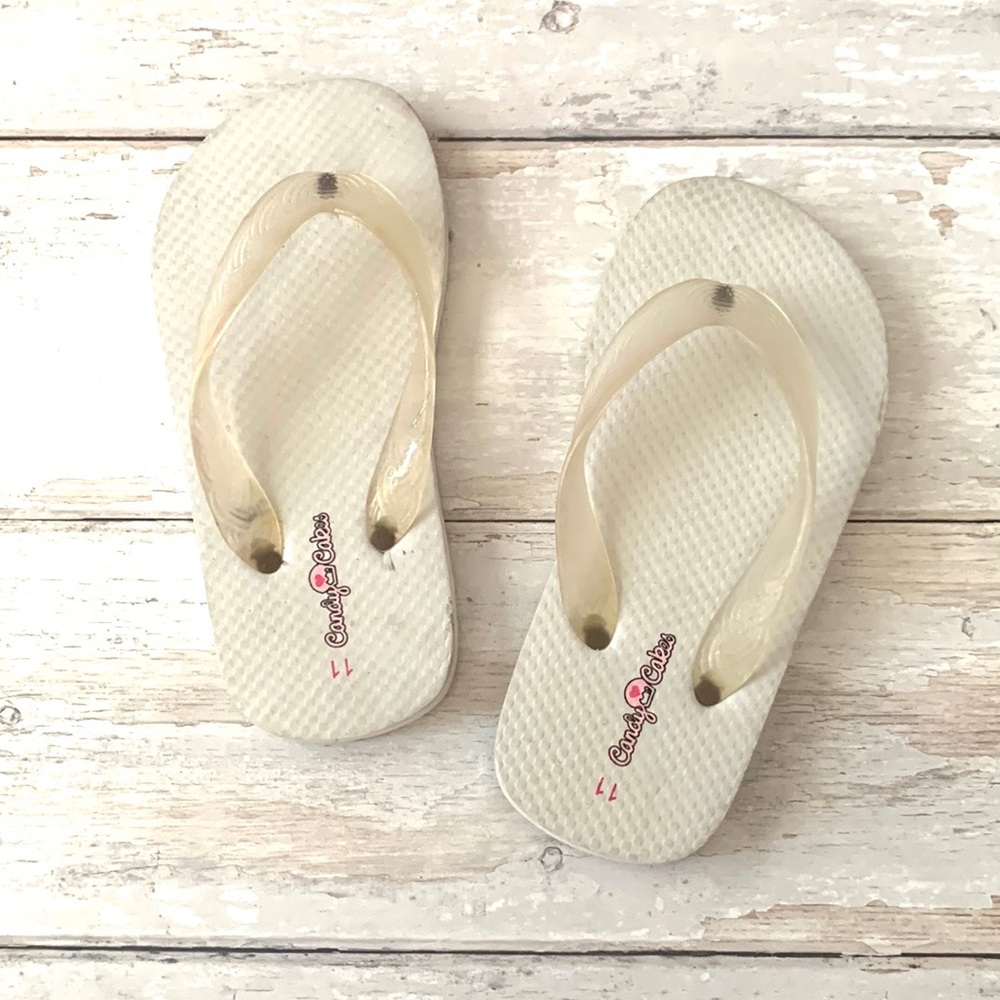Girls Size 11 White Flip Flop Sandals Summer Shoes Candy Cakes Brand
